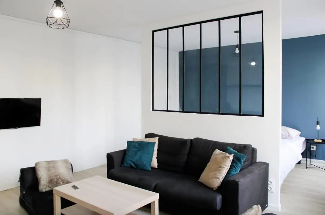 Superb Apartment 1Br 4P - Etoiles Ternes Paris France